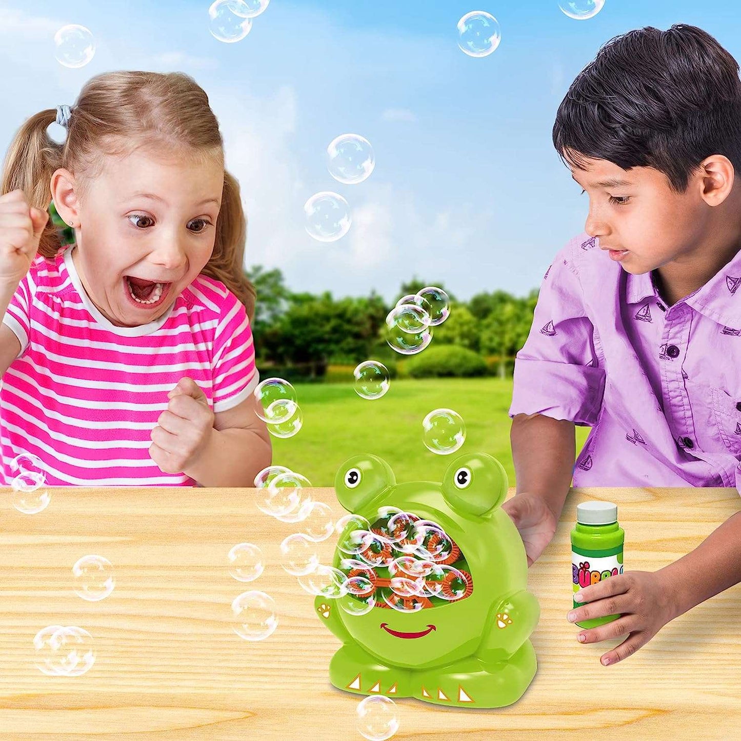 ArtCreativity Frog Bubble Machine Set for Kids - 2 Pack - Includes 2 Bubbles Blowing Toys and 2 Bottles of Solution - Fun Summer Outdoor or Party Activity - Best Gift for Boys, Girls, and Toddlers - Hatke
